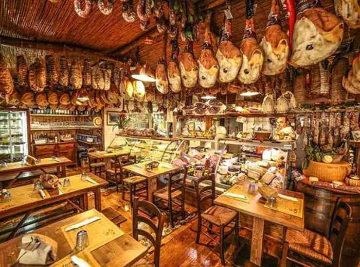 La cantinaccia del popolo 