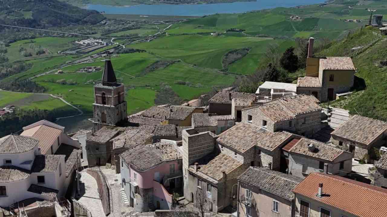 Piccola Cina - fonte_Facebook - salernosera.it