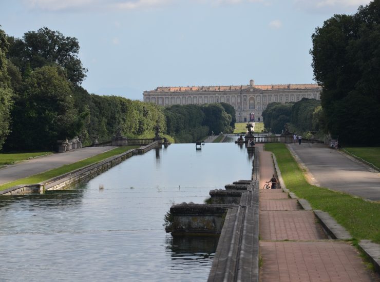Reggia di Caserta (Pixabay) - salernosera.it (3)