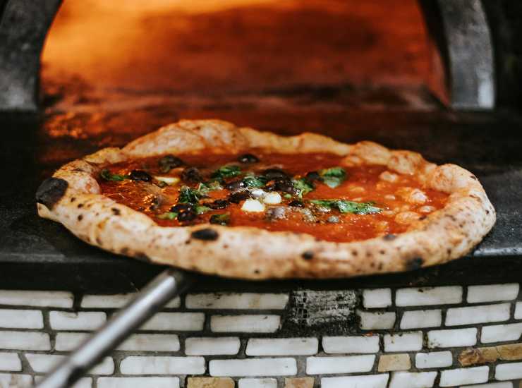 Pizza napoletana 
