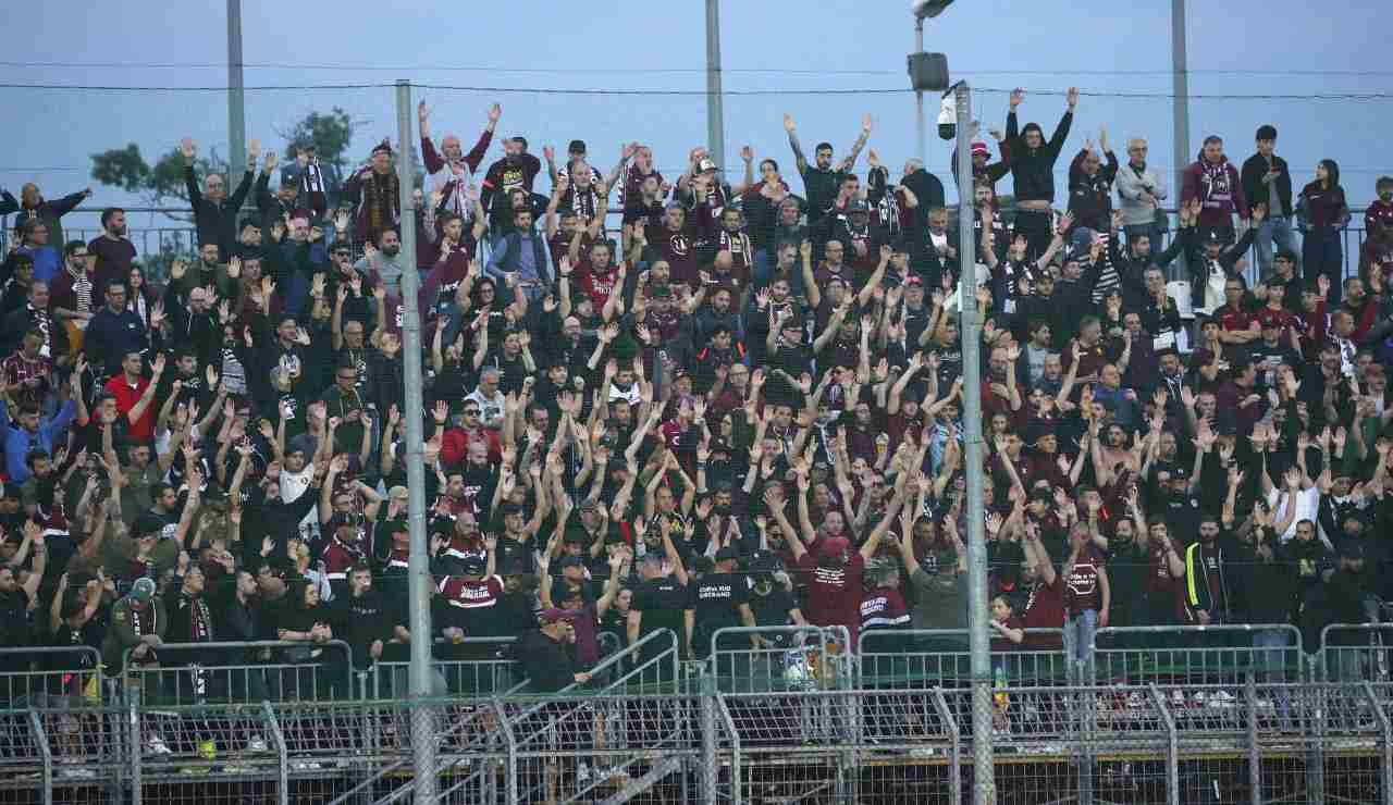 Tifosi Salernitana in trasferta (LaPresse) - salernosera.it (3)