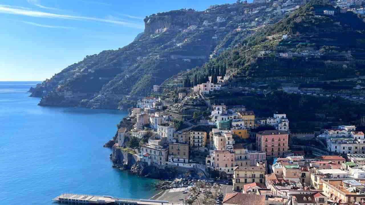 Il borgo degli adolescenti - fonte_Facebook - salernosera.it