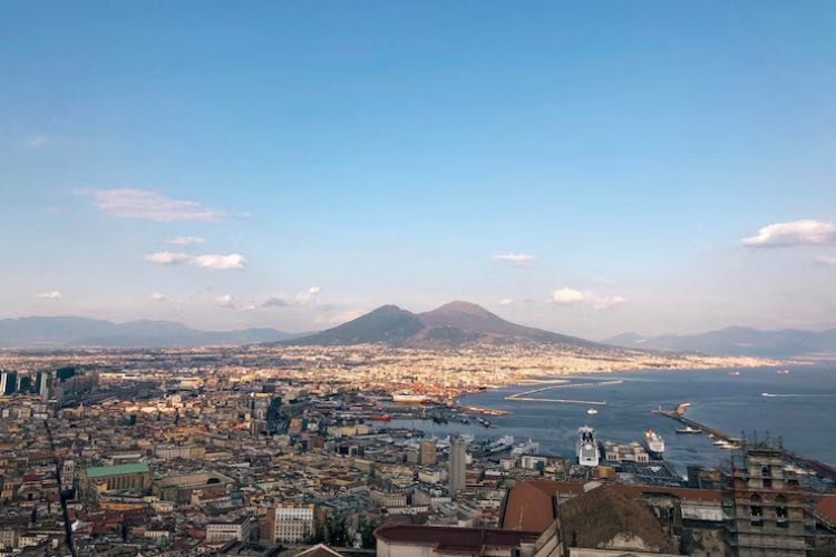 Napoli - fonte_Freepik - salernosera.it