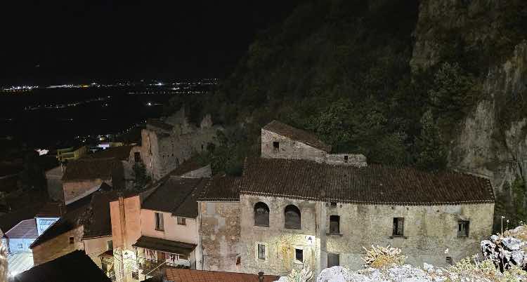 Sala Consilina - fonte_Facebook - salernosera.i
