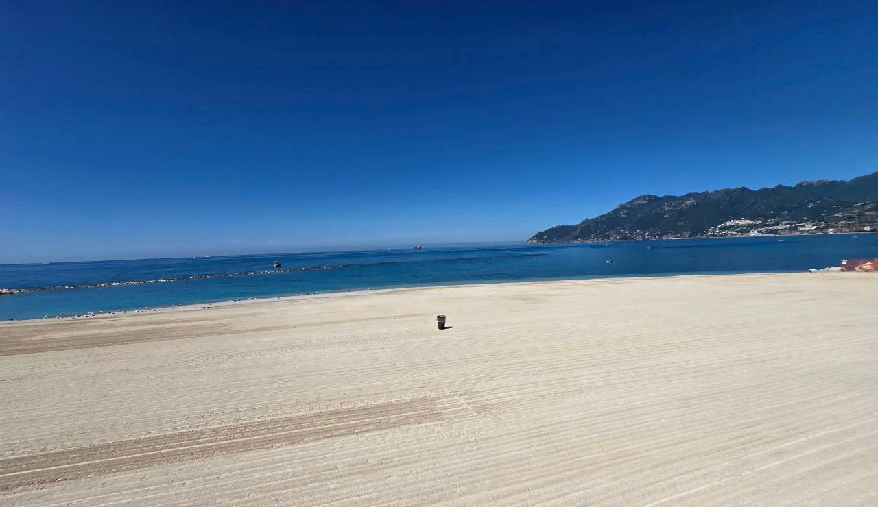 Spiaggia Pastena (Fonte SalernoToday Facebook) - salernosera.it