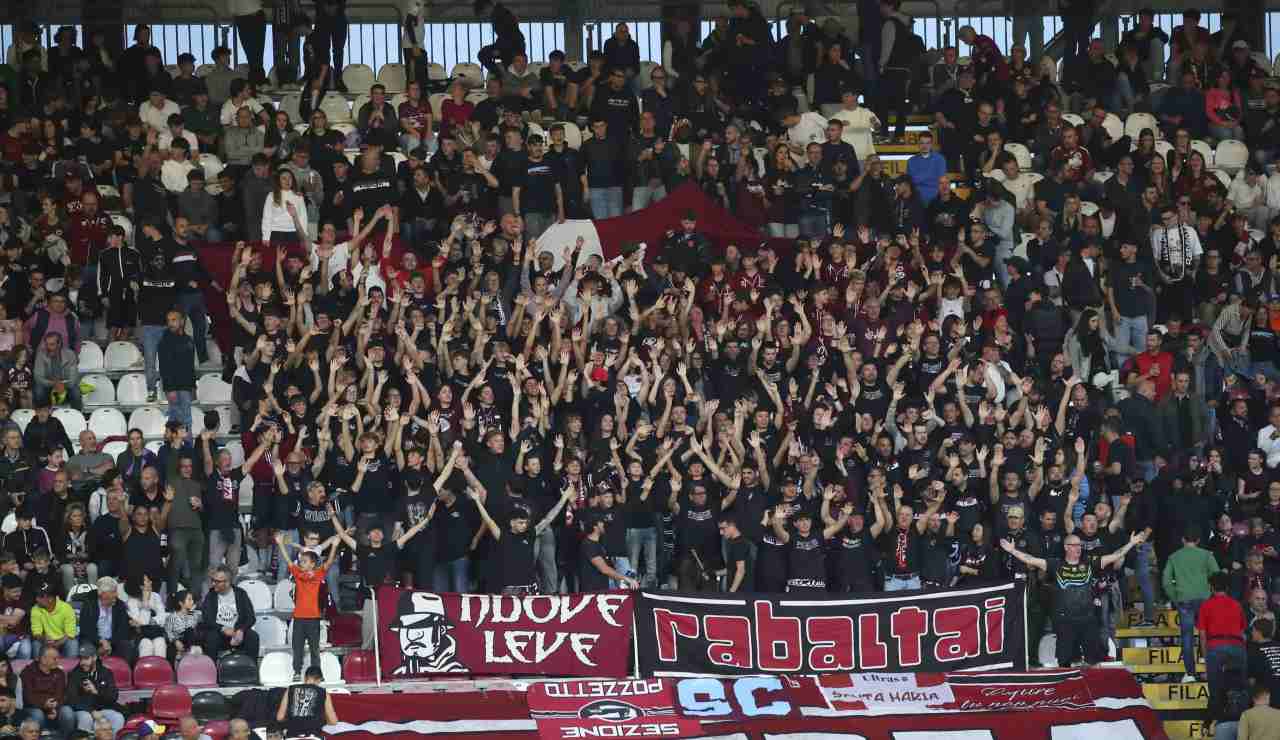 Tifoseria Salernitana (LaPresse) - salernosera.it (1)