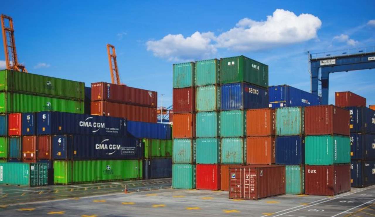 Container (Pixabay) - salernosera.it