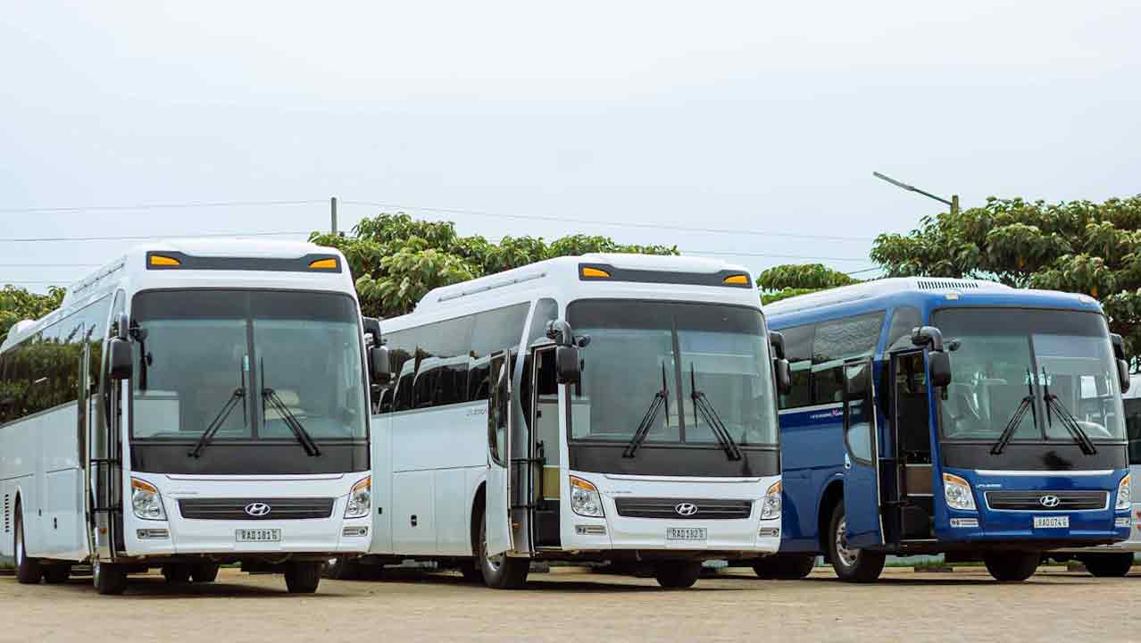 Pullman di turisti
