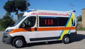 Ambulanza (Pixabay) - salernosera.it