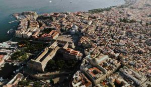 Napoli dall'alto (Pexels) - salernosera.it