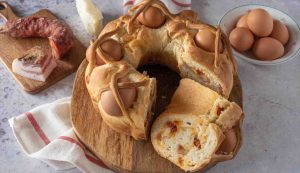 Casatiello napoletano