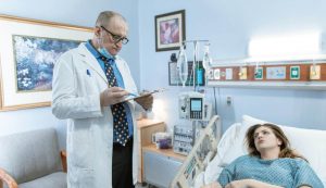 Medico e paziente (Pexels) - salernosera.it