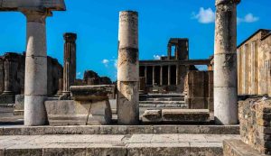 Pompei (Pixabay) - salernosera.it