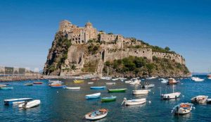 Ischia - fonte_Canva - salernosera.it