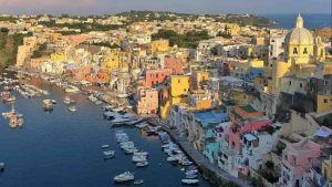 Isola dei colori - fonte_Facebook - salernosera.it