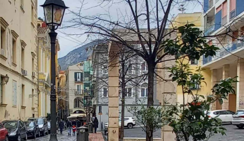 Piazza Sant'Agostino (Fonte carboneivo Instagram) - salernosera.it