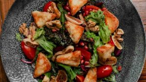 Piatto con cibo