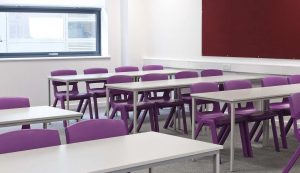 Aula scolastica (Pixabay) - salernosera.it (4)