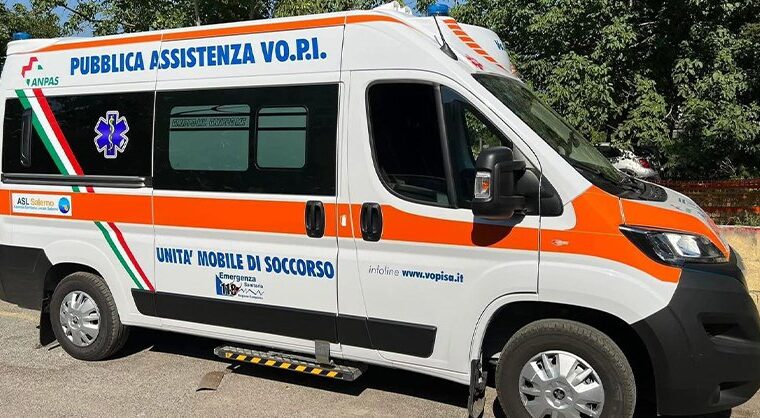 Scontro tra auto e bicicletta a Pontecagnano: due feriti in ospedale