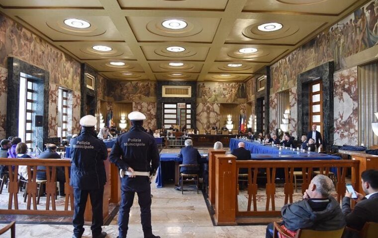 Grand Hotel e Foce Irno, la minoranza chiede un consiglio comunale urgente