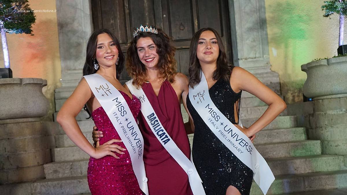 Zoe Coccia, l’agropolese vincitrice della finale regionale Miss Universe Italy 2026