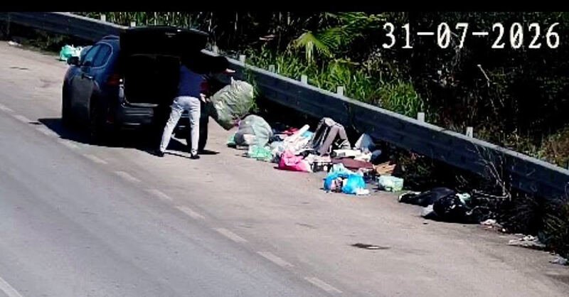 Battipaglia: telecamere sanzionano abbandoni di rifiuti in strada