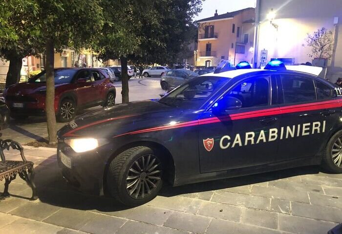 Nocera Inferiore, 45enne arrestato per truffa con finto carabiniere: sottratti gioielli per 70mila euro