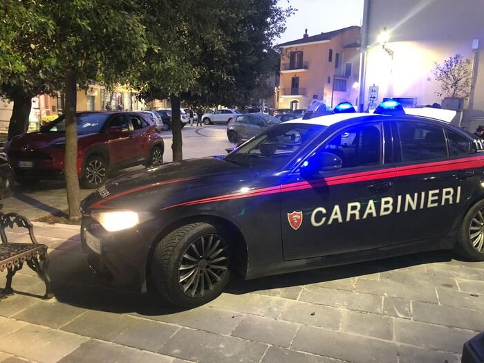 Nocera Inferiore, 45enne arrestato per truffa con finto carabiniere: sottratti gioielli per 70mila euro