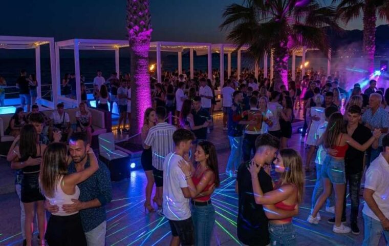 Gabriel Arpino presenta una serata di salsa e bachata al Sea Garden di Salerno