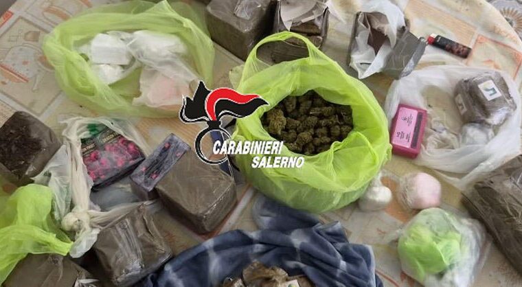 Operazione antidroga tra Capaccio e Eboli: sequestrati kg di droga e armi, arrestati due pusher