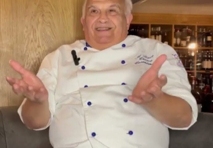 Enrico Cosentino, inventore degli scialatielli e simbolo della cucina campana