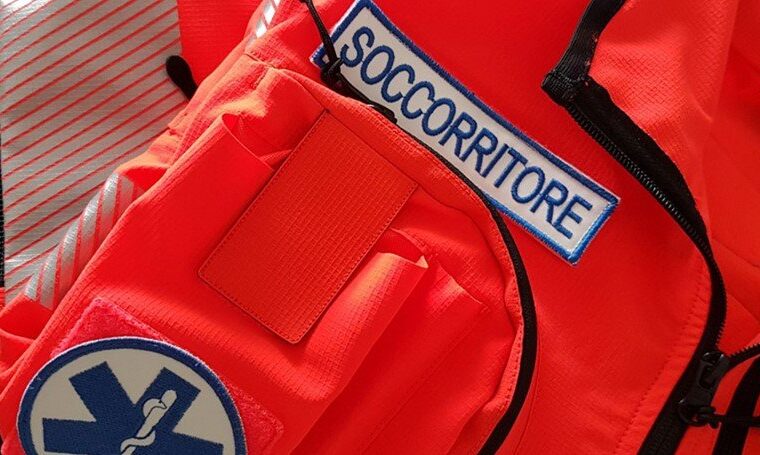 Albero cade sull’A2, motociclista ferito trasportato in ospedale