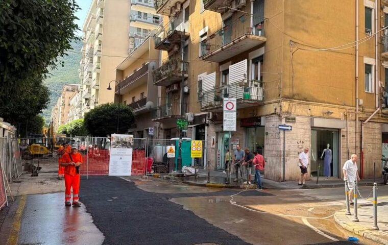 Lavori in via Garibaldi a Nocera Inferiore: riaperto l’accesso a via Fava