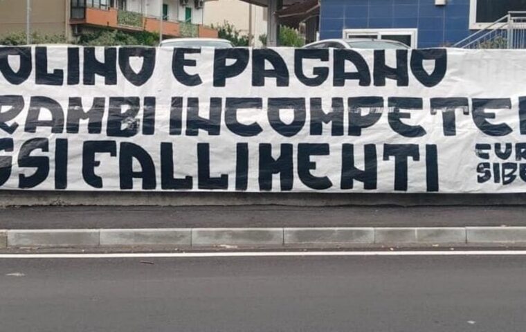 Ultras Salernitana contestano proprietà e AD: “Se questo è l’andamento, meglio il fallimento”