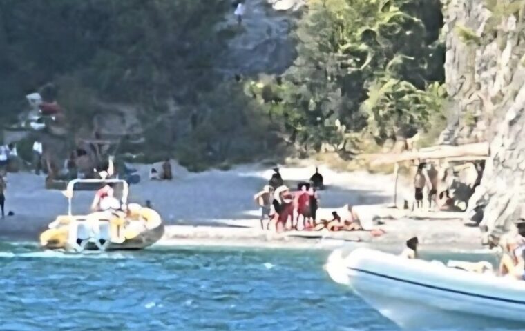 Malore in mare, 63enne salernitano muore in Costiera Amalfitana