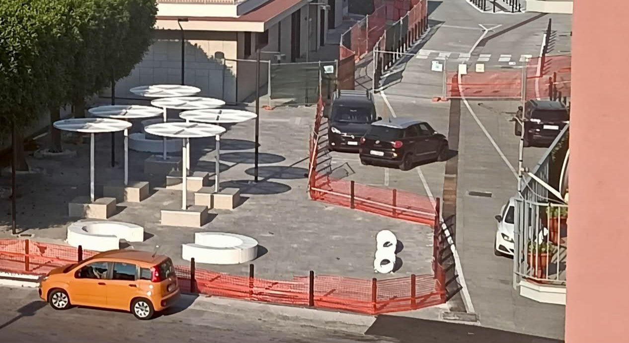 Parcheggio della stazione di Nocera Superiore chiuso da due anni: cittadini chiedono spiegazioni