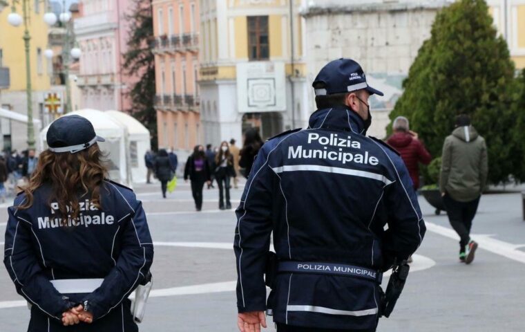 Salerno, il concorso per il nuovo comandante della Polizia Municipale riparte