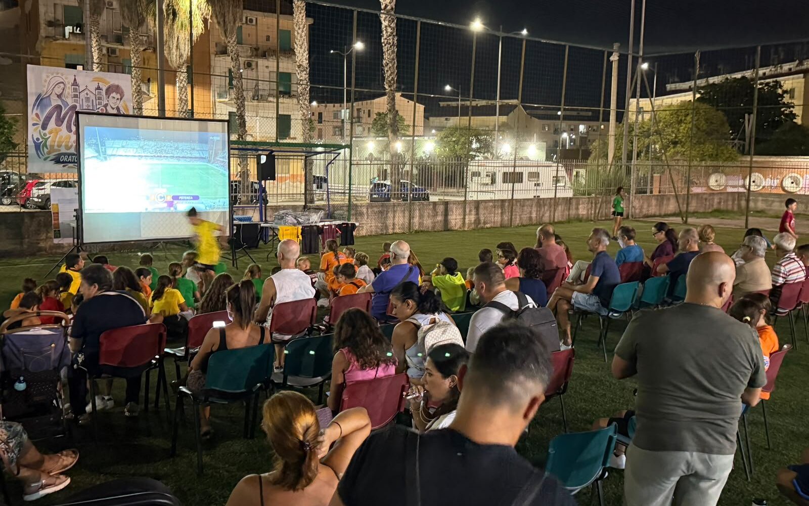 Festa granata a Mariconda: 300 tifosi al maxischermo per il primo successo in campionato