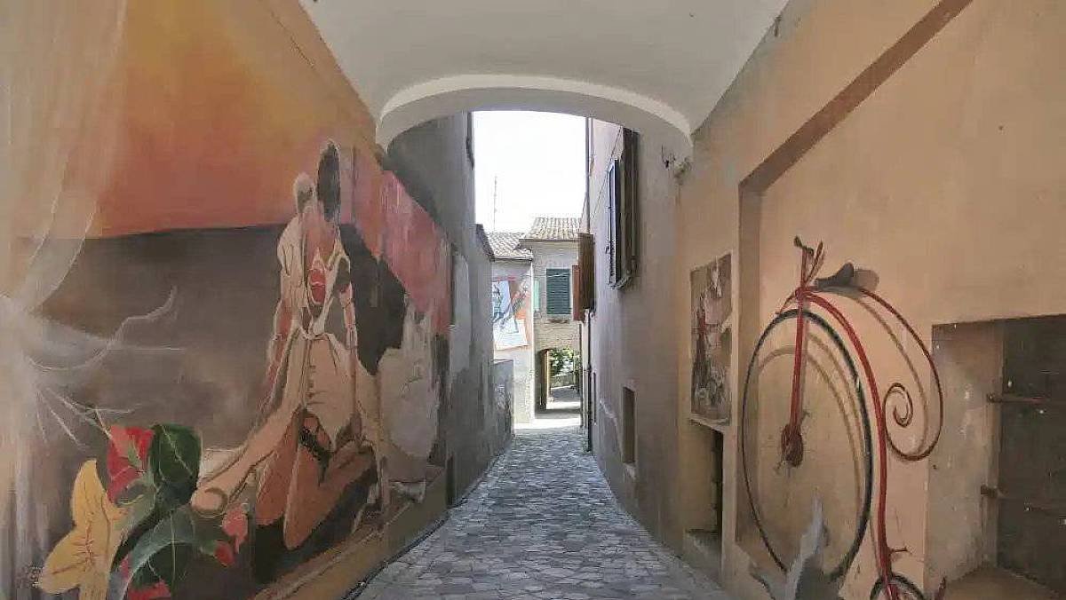 Artisti del Cilento realizzano murales simbolici a Saludecio