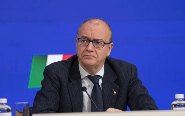 Busta con proiettile inviata al ministro Valditara: denuncia ai Carabinieri