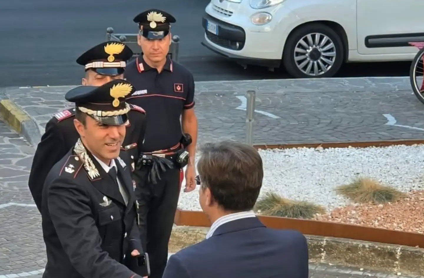 Nocera Superiore, il sindaco D’Acunzi saluta il nuovo comandante dei carabinieri Salvatore Beneduce