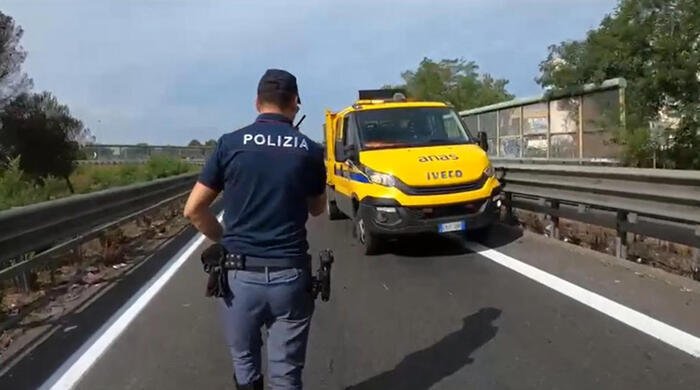 Incidente sulla Domitiana a Giugliano: un morto, strada chiusa verso Roma