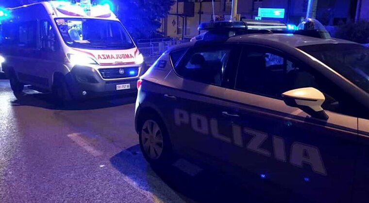 Giovane aggredita alle spalle a Salerno, in codice rosso per l’ospedale