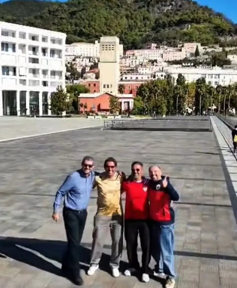 La Longobarda Salerno presenta le nuove maglie con testimonial d’eccezione