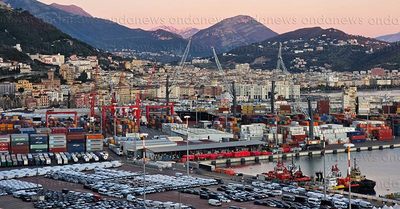 Monitoraggio ARPAC al porto di Salerno per valutare impatto delle emissioni navali sull’ambiente e salute