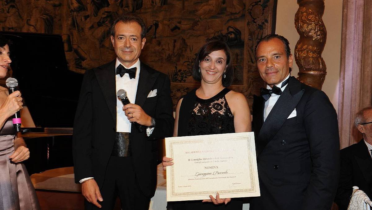Pina Pascente, maestra artigiana di Ricigliano, entra nell’Accademia Nazionale dei Sartori