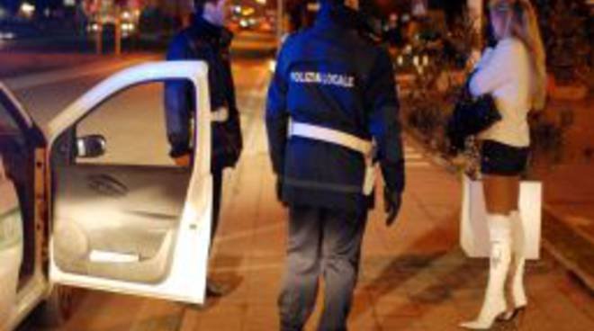Salerno, controlli intensificati per contrastare prostituzione e degrado urbano