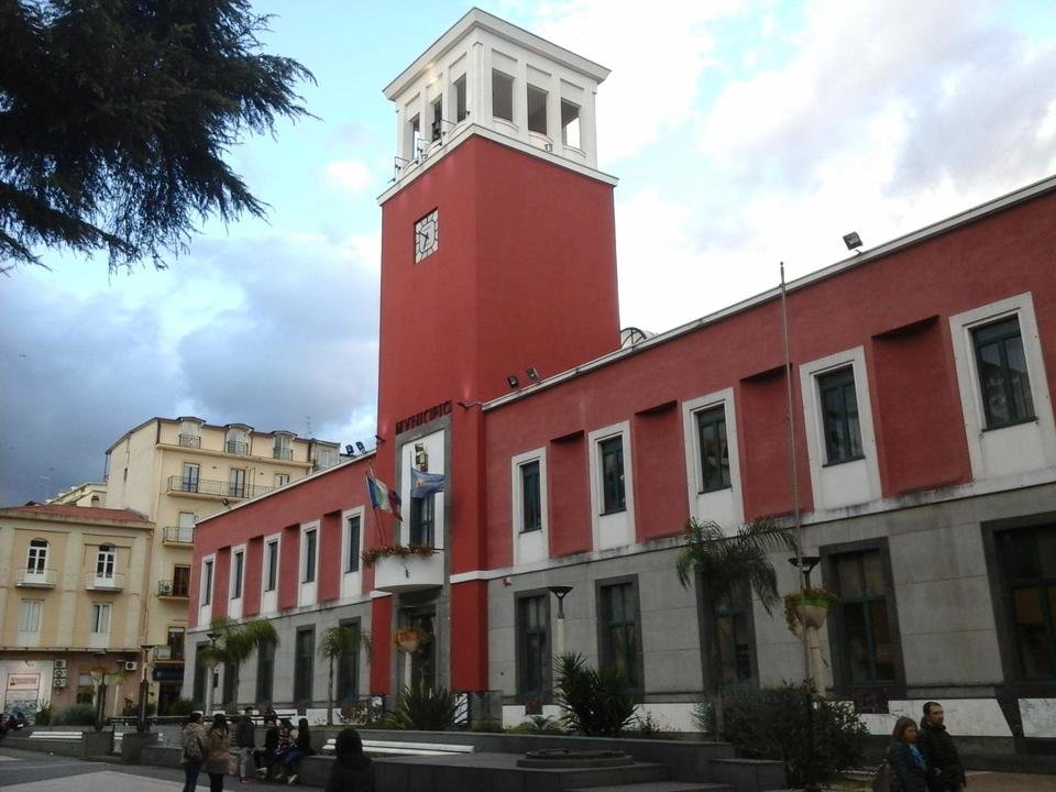 Sospensione del consiglio comunale di Battipaglia, nominato il commissario prefettizio