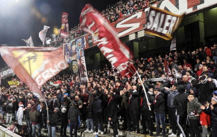 La trasferta di Casarano rimandata, tifosi granata a casa per mancanza di autorizzazione