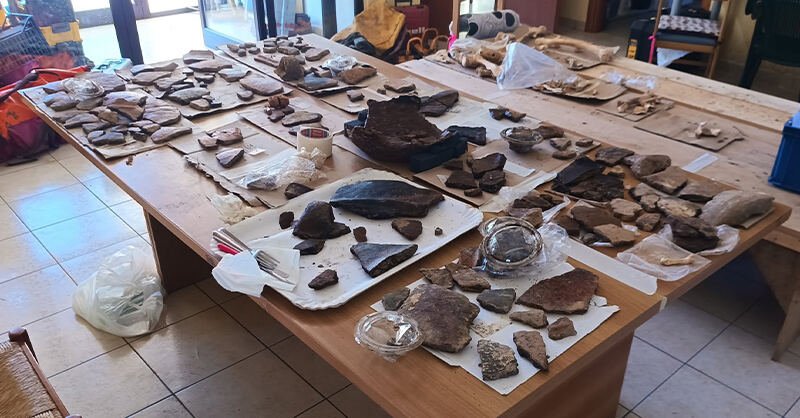Scavi nella Grotta Maria Colombo rivelano rituali funebri di 3900 anni fa